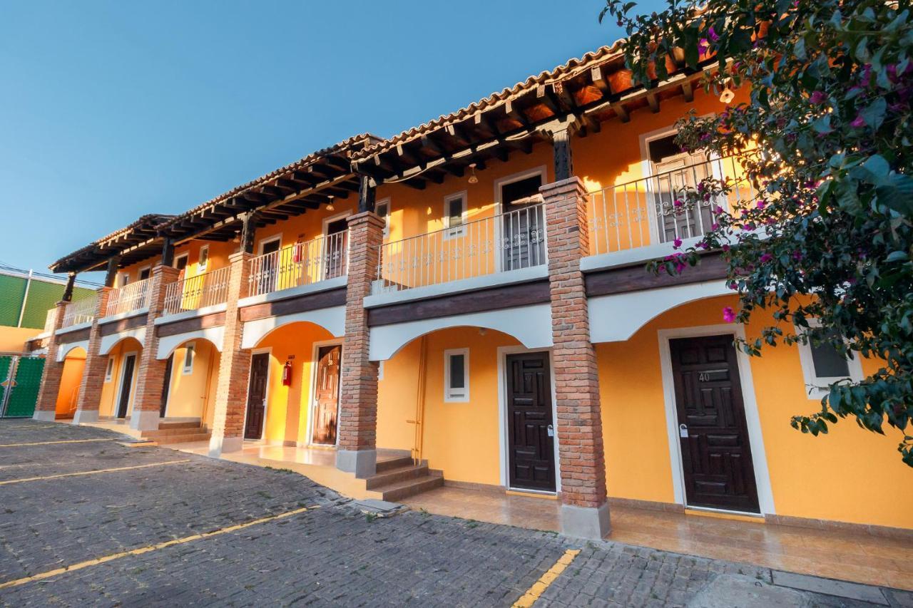 Hotel Hacienda Montesinos Morelia Dış mekan fotoğraf