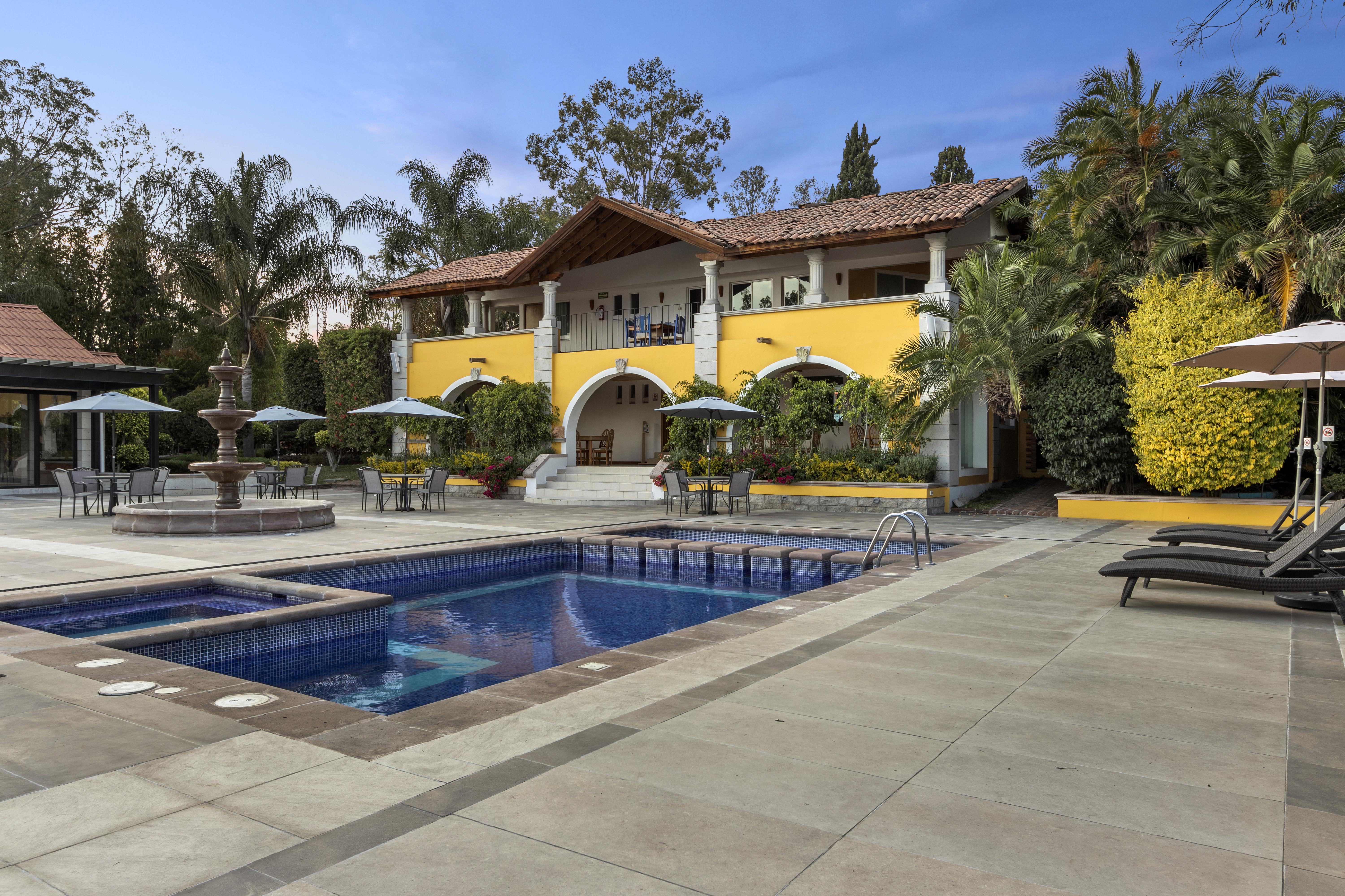 Hotel Hacienda Montesinos Morelia Dış mekan fotoğraf